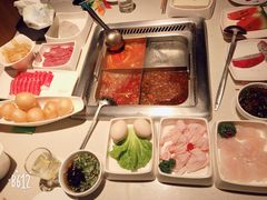 -海底捞火锅鲜切牛肉主题店(长寿路店)