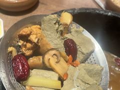 -蘑界·野生菌火锅(深业上城店)