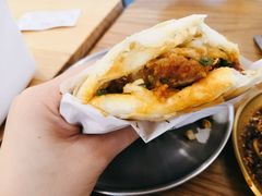 肥肠咔饼-小豆海棠(人民南路店)