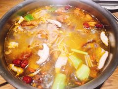 酸萝卜鸭架汤-守柴炉烤鸭(成都大邑店)