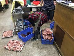 大堂-标记美食新鲜猪杂(兴南大道店)