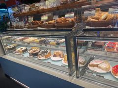 面包甜点陈列柜-德南面包房(尚都店)