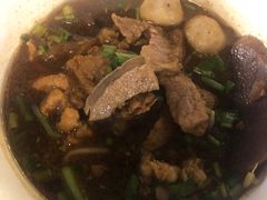 -席娜卡琳火车铁道夜市