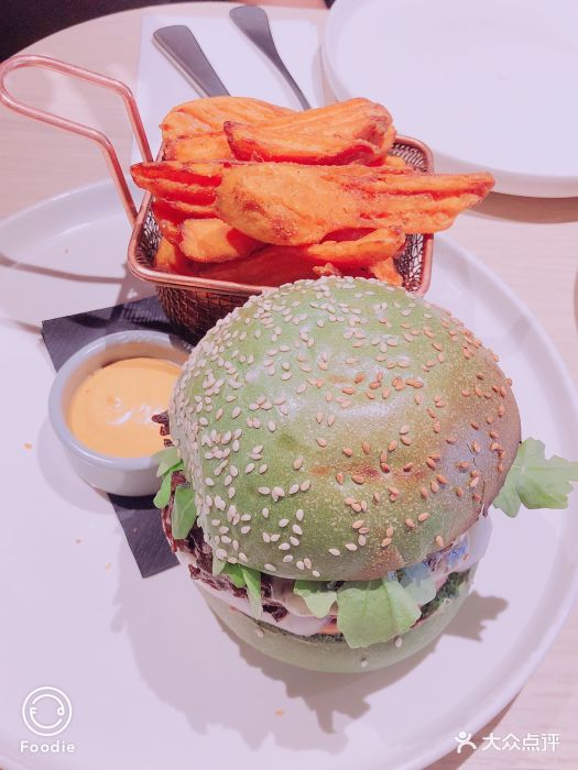 the crux & co蘑菇汉堡 图片 - 第3张