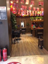 -红人馆造型世爵国际