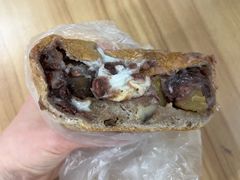 红豆泥板栗麻薯-PAOPAO Bakery&Café(港汇店)