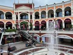 -佛罗伦萨小镇广佛名品奥特莱斯(疏港路店)