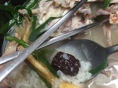 -梨花参鸡汤