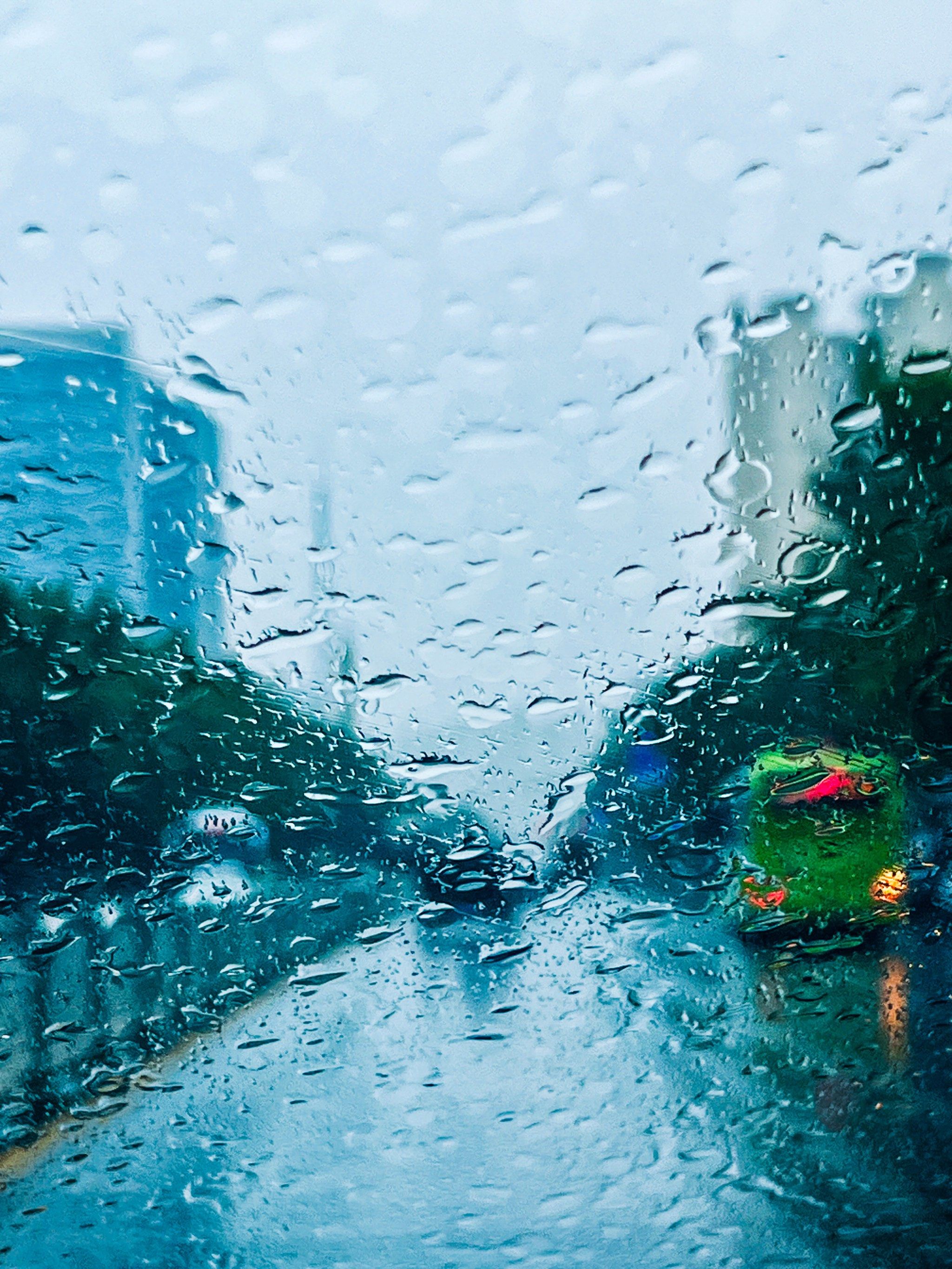 城市雨景,别有一番韵味☔