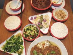 -老闵田螺馆·南昌市井菜·特色小吃(总店)