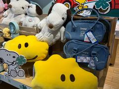 -九木杂物社(凯德大峡谷店)