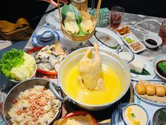 -禄婶鸡煲·打边炉