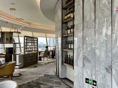 -杏荟旋转餐厅(广州爱群店)