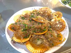 -三亚火车头万人海鲜广场