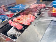 -喜悦小串丹东小黄牛海鲜烧烤大排档(民主广场店)