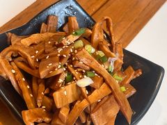 -馋三尺蟹粉小笼(人民广场店)