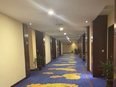 -肇庆国际大酒店(七星岩星湖景区店)