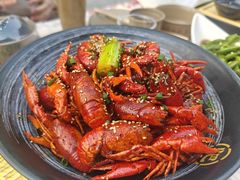 -肥肥虾庄·金牌油焖大虾(沙湖店)