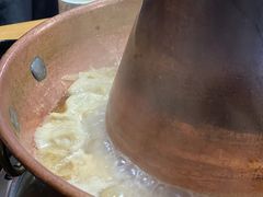 -果松木炭酸菜铜火锅·外婆参鸡汤