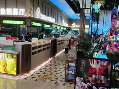 -洪氏嗨捞·广东猪肚鸡·椰子鸡火锅(西咸万象城店)