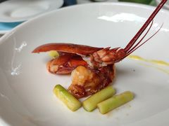 波士顿龙虾配白芦笋-逸道(益丰·外滩源店)