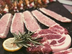 -唯成•韩国炭火烤肉 유성고기