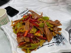 -撒拉人家.酸菜牦牛肉火锅