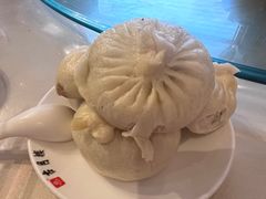 蟹黄汤包-留芳·文旅古月楼(老街店)