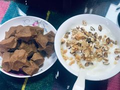 -口口香小吃店