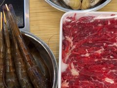 -杨老板·海鲜集市火锅·鲜切牛肉(中防万宝店)