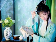 -九月鹰飞汉服摄影工作室