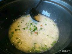 -马路边上·小海鲜烧烤(八一路店)