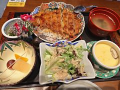 -8PINTS八品脱·日料·烧鸟·精酿小酒馆(莘庄店)