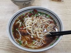 -小马牛肉面·牛骨熬制(南京博物院店)