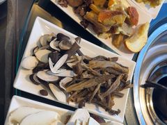 -野菌皇海景野生菌火锅(滨海大道店)