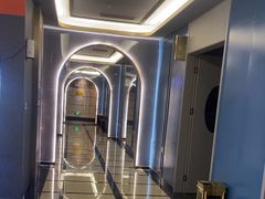 -魔方娱乐空间(兴华路店)