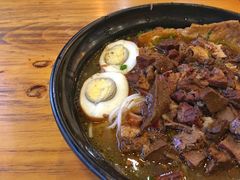 -花溪巷牛肉粉(泉城路店)
