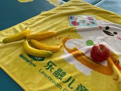 -乐融婴幼儿成长中心(四季青校区)