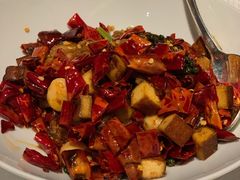 夏威夷果炒辣子鸡-北京柏悦酒店·锦庭餐厅Dining Room