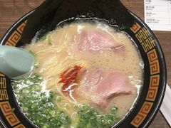 -一兰拉面(梅田阪急东通店)