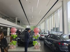 -北京中升宝辉宝马4S店