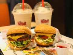 -The Habit Burger Grill 哈比特汉堡(复兴soho店)