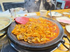 -红辣椒八爪鱼特色韩国料理专门店(远景路旗舰店)
