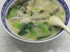 -明呈黄鱼面馆(斜土路店)