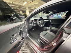 -上海星瀚奔驰4S店(红柳路店)