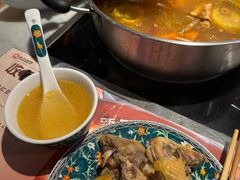 -尚尚仙·酸汤猪手·猪肚鸡火锅(华联万柳购物中心店)