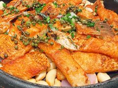 -年辉渔村·非遗传承餐厅(新丰江店)