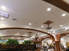 -清真·玛丽亚新疆菜主题餐厅(浙江中路店)