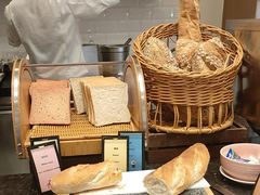 -亚龙湾希尔顿自助餐厅·海鲜·烧烤·沙滩BBQ·现场乐队