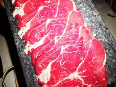 牛上脑肉-哥老官重庆美蛙鱼头(宝山龙湖店)
